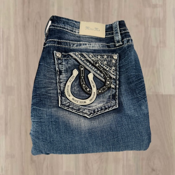 Miss Me High Rise Curvy Boot Cut Jeans - Picture 1 of 9